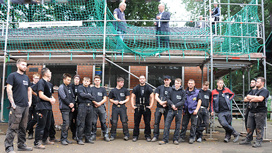 Das Team der Azubis des Schulzentrums Alwin-Lonke-Straße Das Team der Azubis des Schulzentrums Alwin-Lonke-Straße